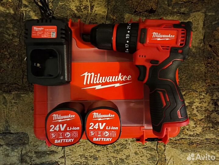 Шуруповёрт Milwaukee 24V 2 АКБ 3 режима