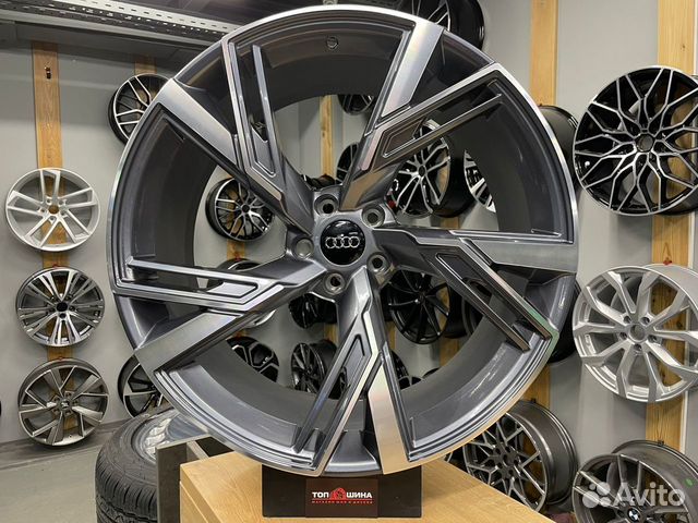 Диски на Audi R20 RS-Style