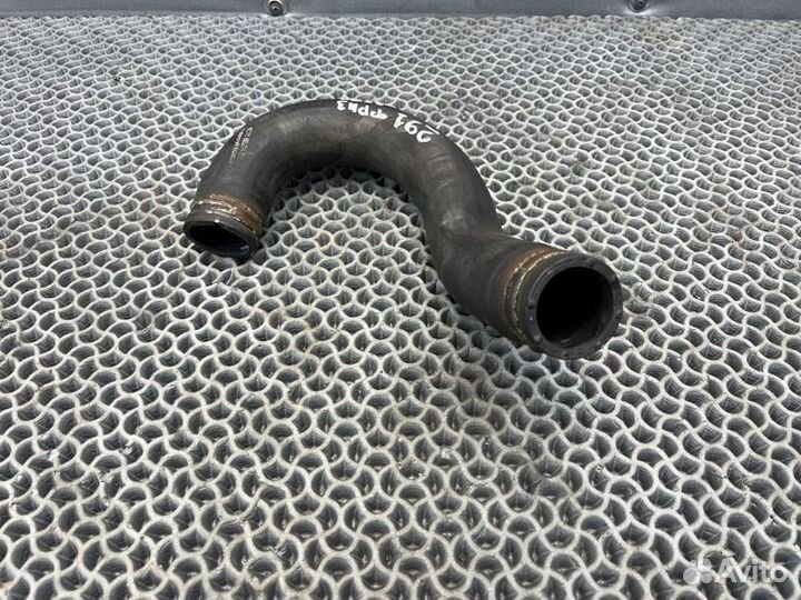 Патрубок радиатора Ford Transit TT9 2.4L duratorq