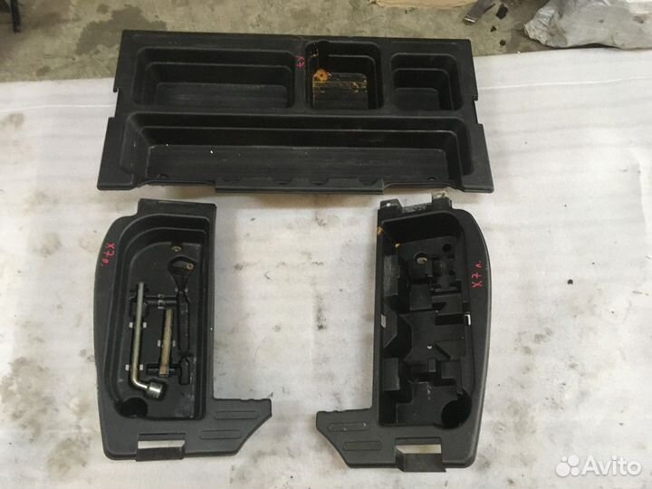 Ящик инструментальный в багажник