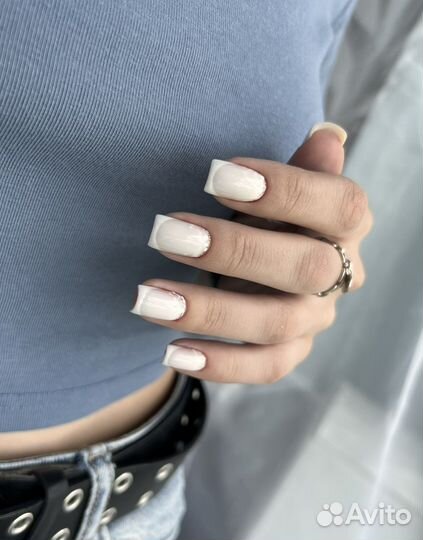 Маникюр с покрытием гель-лаком