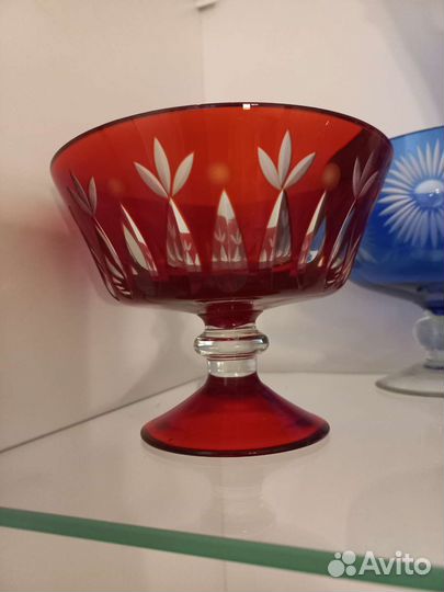 Ваза красное стекло СССР