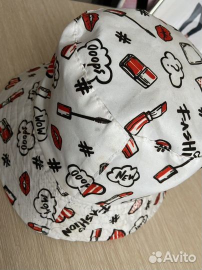 Панама и кепка