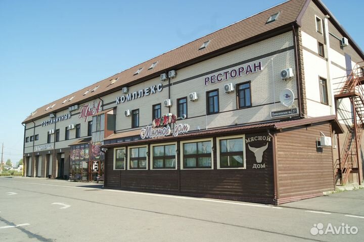 Требуется официант