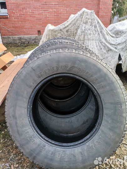 Goodyear Wrangler RT/S 265/70 R17