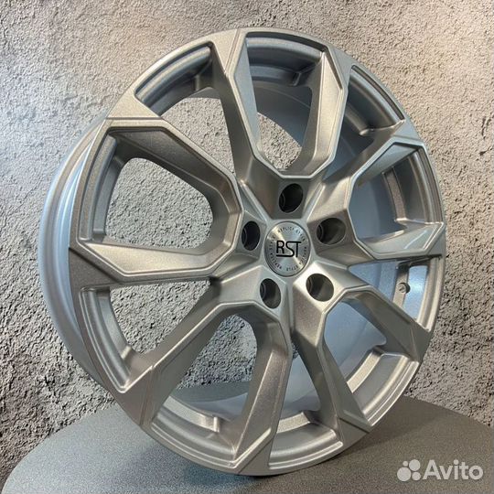 RST 7x17/5x112 ET45 D57,1 R157 (Karoq) Silver