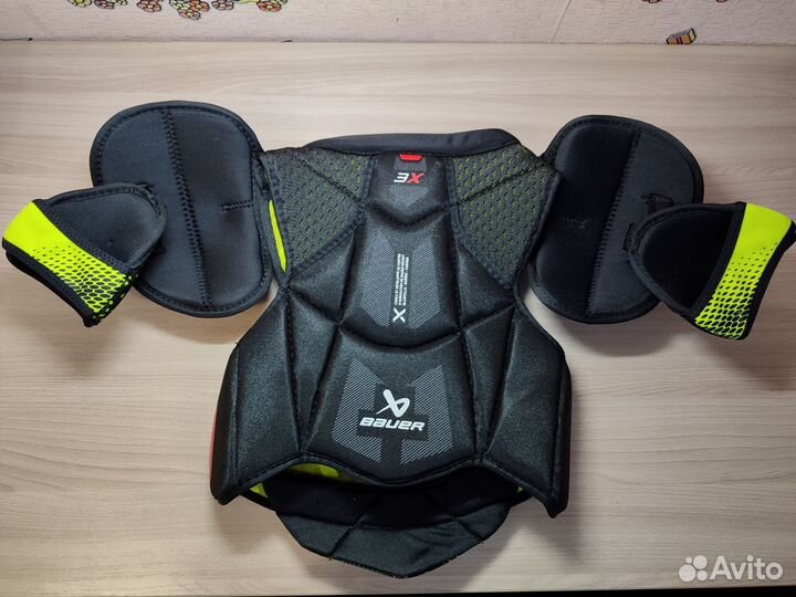 Хоккейный нагрудник Bauer Vapor 3x