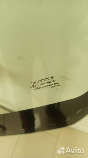 Лобовое стекло на LADA vesta