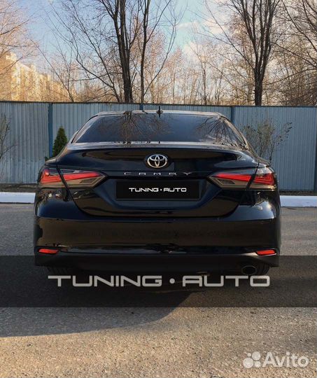 Стоп - сигналы Toyota Camry 70 LED W8496