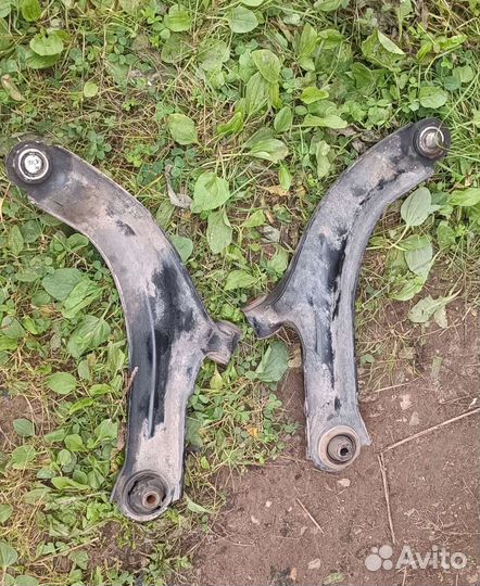 Рычаги передней подвески Nissan note E11