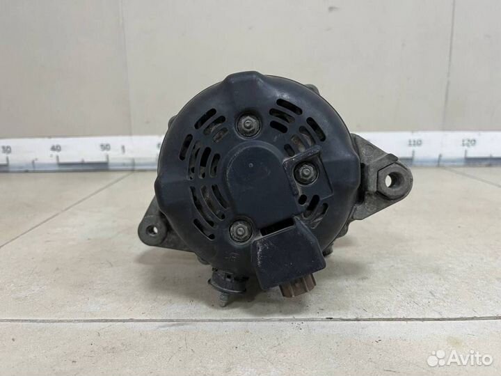 Б/У Генератор 2706037011 toyota