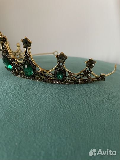 Корона (диадема)