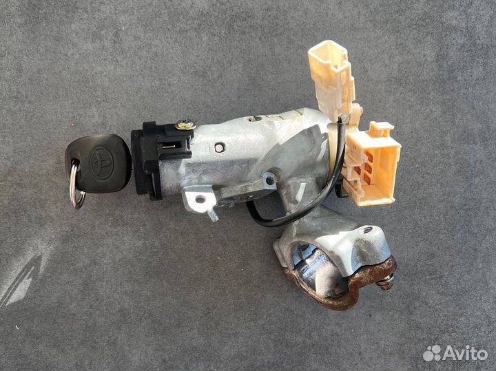 Замок зажигания toyota corolla e110
