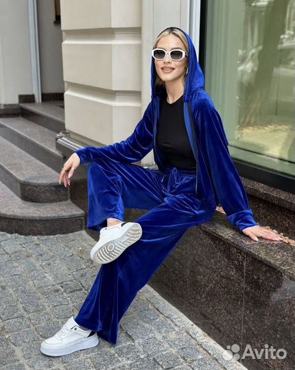 Велюровый спортивный костюм женский новый