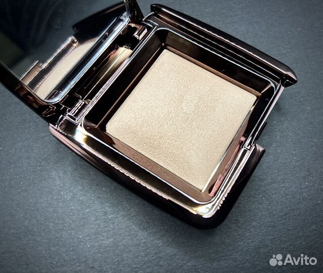 Hourglass ambient lighting powder, dim light, 1.3g