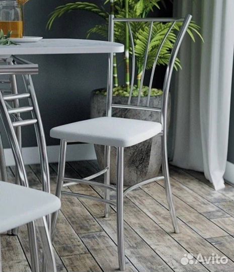 Стулья кухонные со склада 2 шт