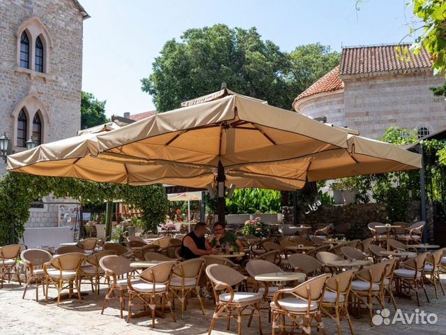 Зонт двухкупольный для кафе и ресторанов