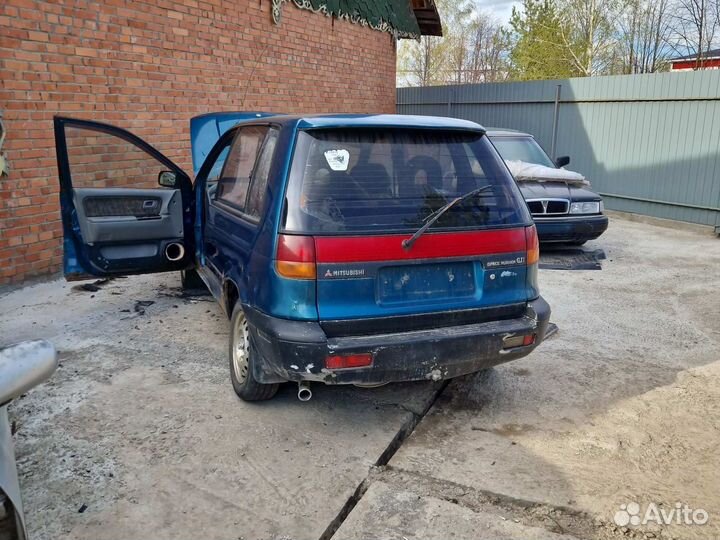 Запчасти (разборка) Mitsubishi Space Runner wagon