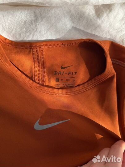 Лонгслив nike dri fit женский