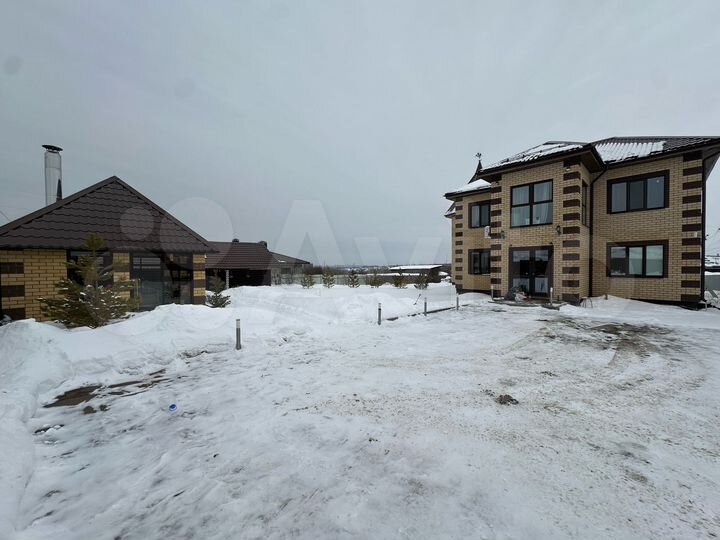 Коттедж 233,7 м² на участке 12,5 сот.