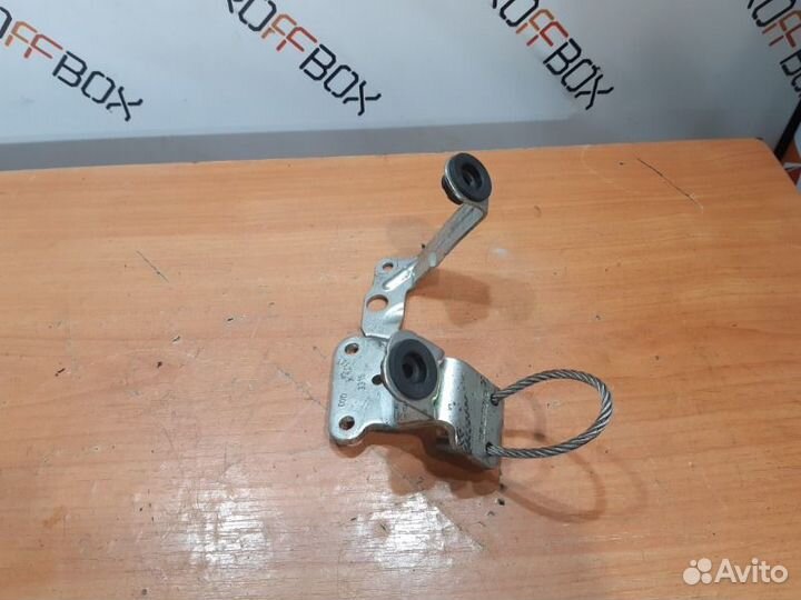 Кронштейн Mercedes S-Class W222 OM642 3.0 CDI 2015