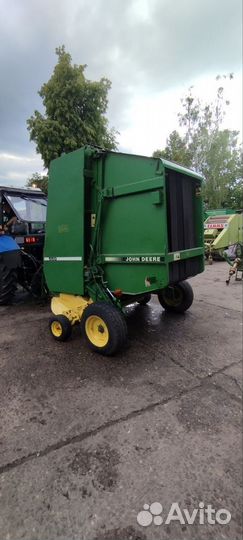 Пресс-подборщик John Deere 550, 1990