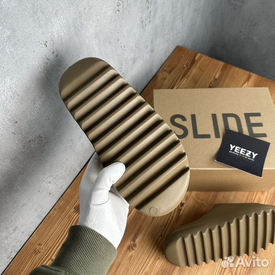 Adidas Yeezy Slide Earth Brown