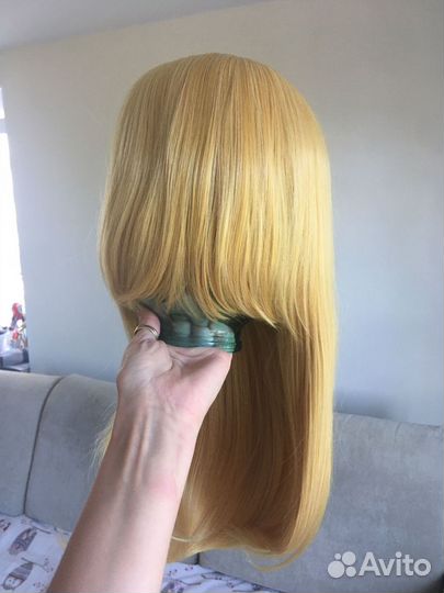 Парик блонд длинный