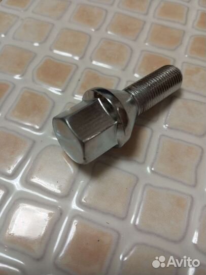 Колесные болты