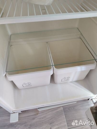 Холодильник бу бирюса 10C-1