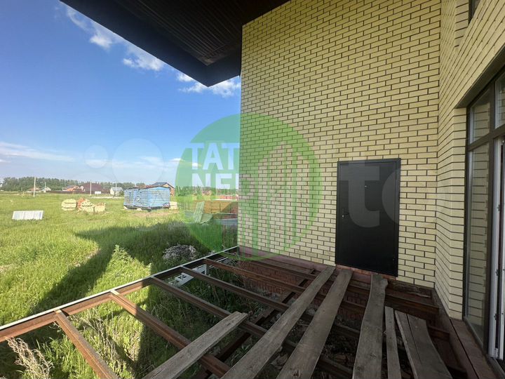 Коттедж 189,6 м² на участке 12 сот.