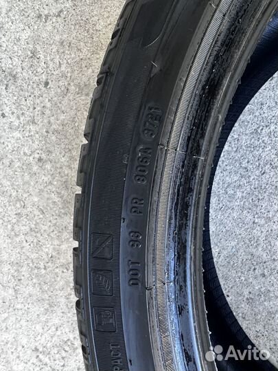 Pirelli Scorpion Winter 275/35 R22