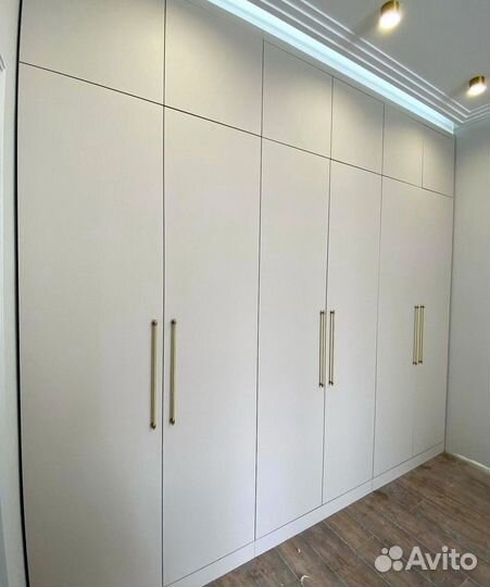 Шкаф стенка