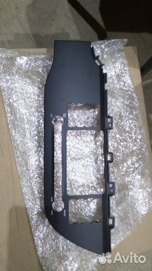 Рамка магнитолы Kia Rio 2018 84740H0100