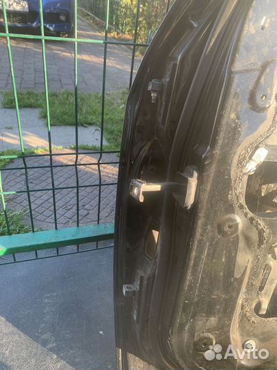 Дверь передняя правая