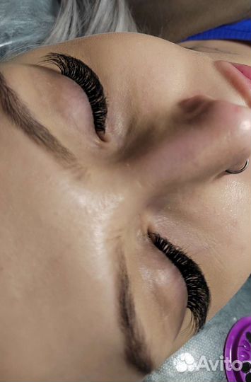 Наращивание ресниц на дому