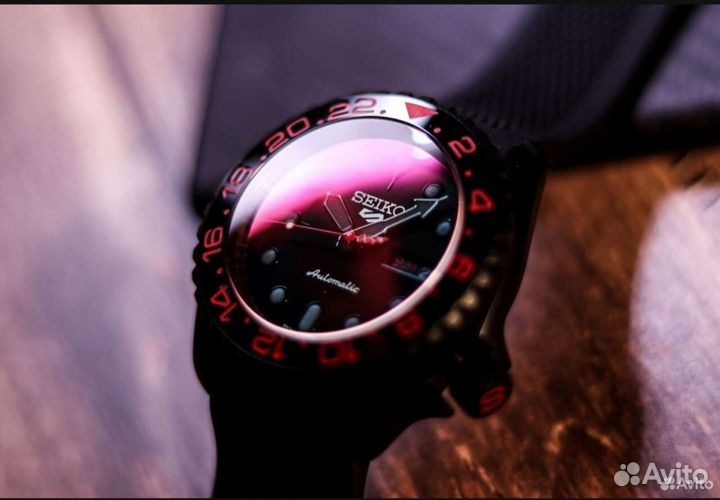 Часы Seiko RedLine mod