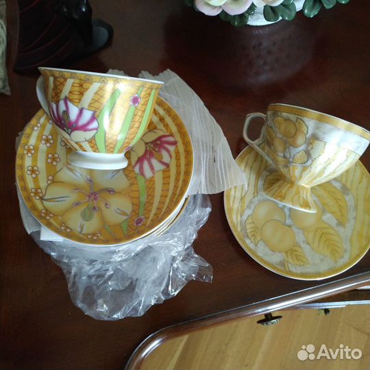 Чашки и блюдца. 10 предметов. Новые
