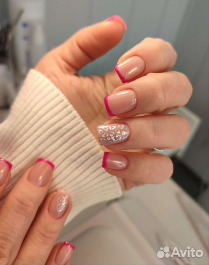 Маникюр педикюр