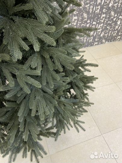 Ель искуственная