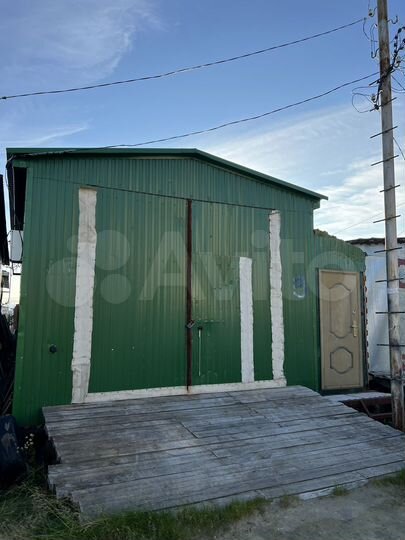 Гараж, > 30 м²