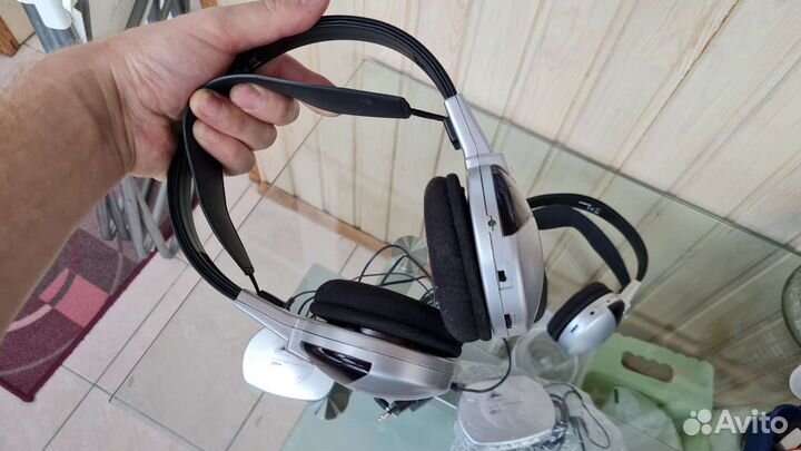 Беспроводные инфракрасные наушники