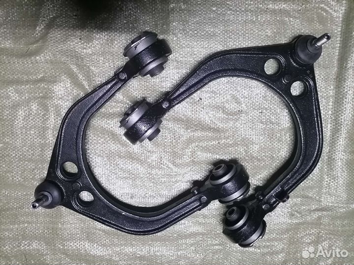 Рычаги верхние Dodge charger LX 2005-2010