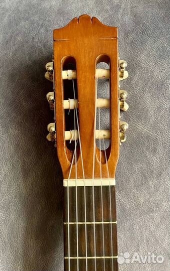 Классическая гитара Yamaha C40