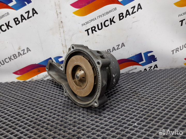 21974078 Насос водяной (помпа) Renault T, Volvo FH