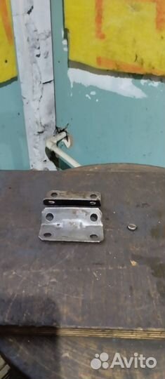 Крепления глушителей Ява 360/559 старушка