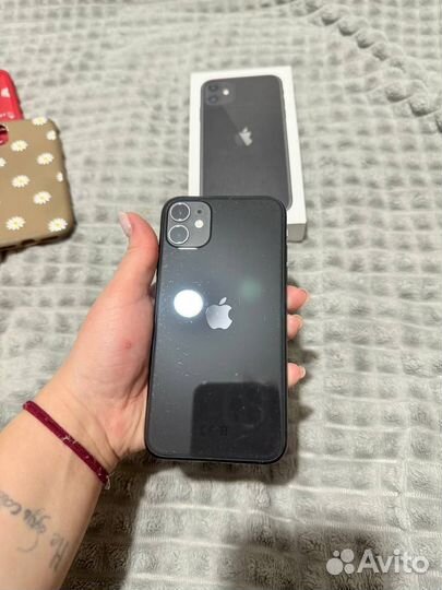 iPhone 11, 128 ГБ