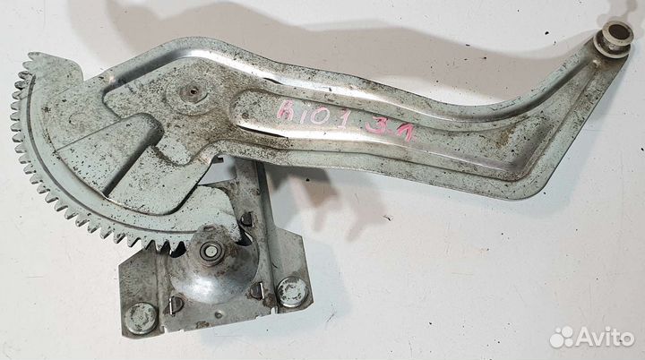 Стеклоподъемник задний механический Kia RIO 1