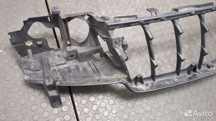 Рамка передняя Jeep Grand Cherokee, 2001