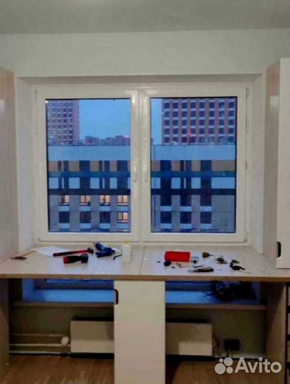 Рабочая зона у окна